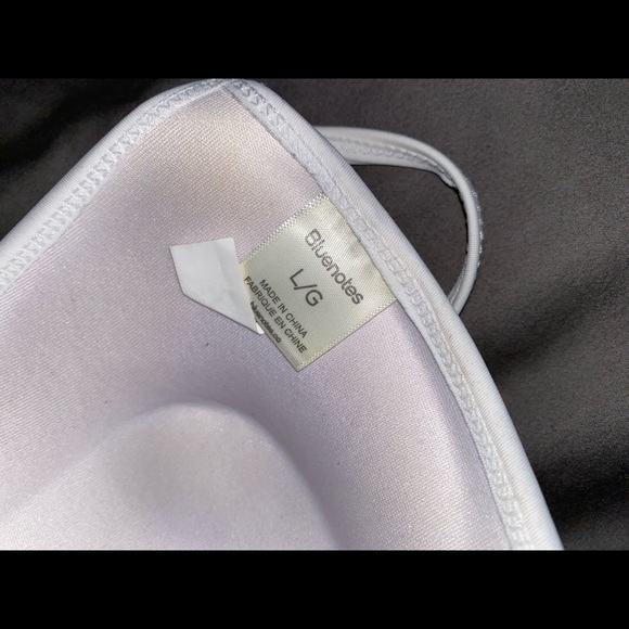 Canada bikini top - Picture 2 of 2